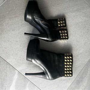 Michael Kors leather booties 8.5